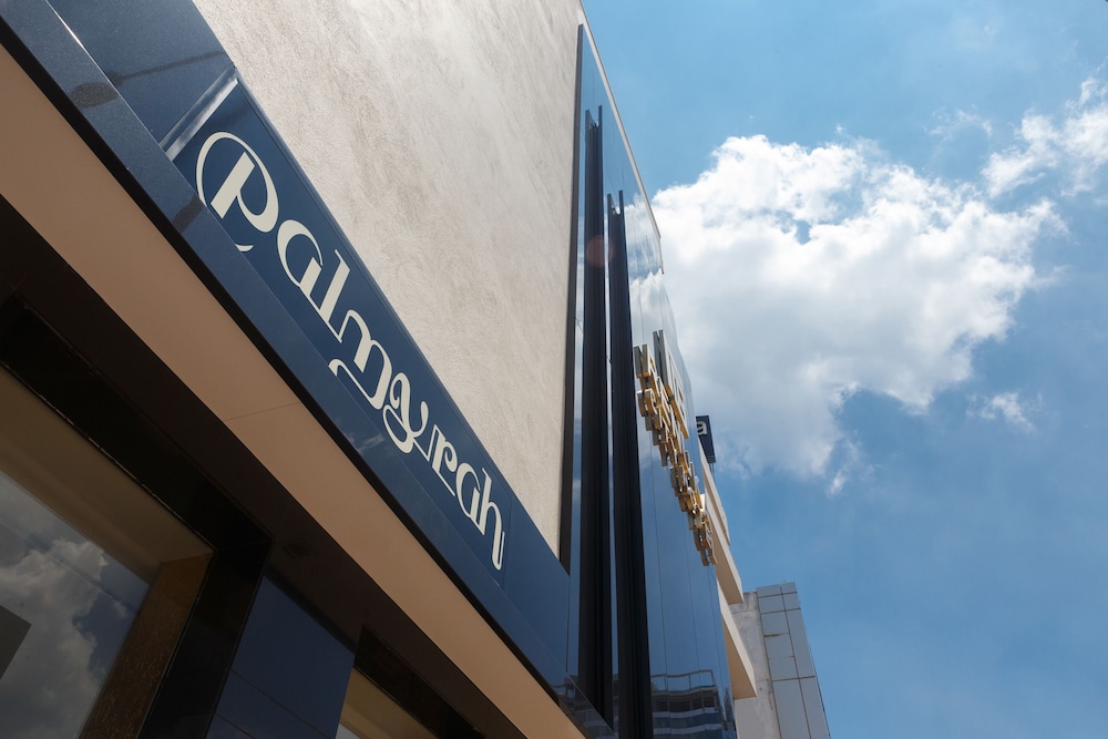 Renuka City Hotel — Hotel building in Colombo, Western Province