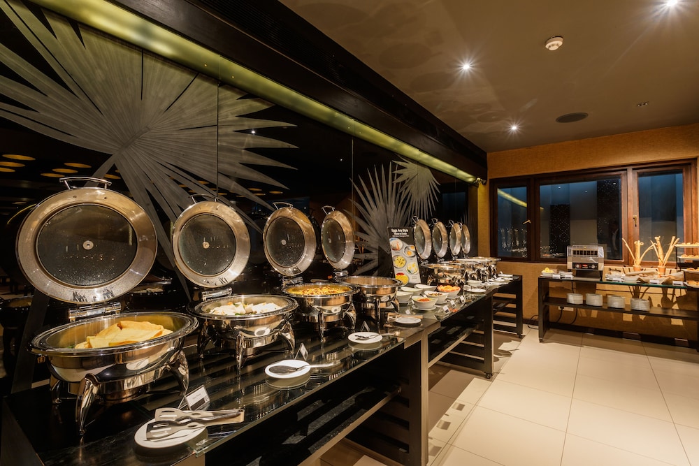 Renuka City Hotel — Restaurant & bars in Colombo, Western Province