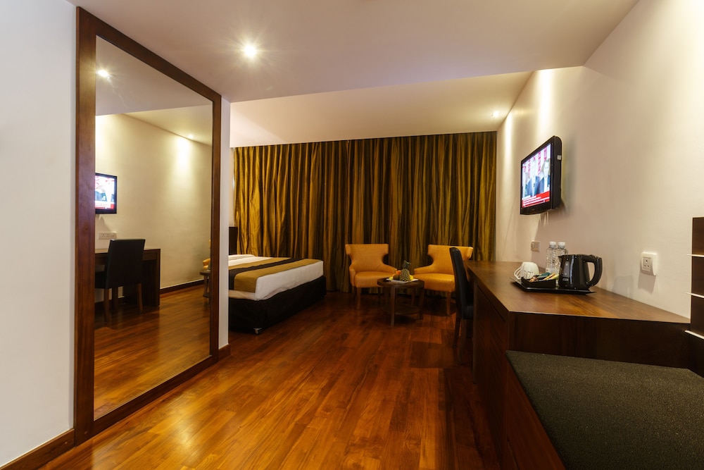 Renuka City Hotel — Hotel rooms in Colombo, Western Province