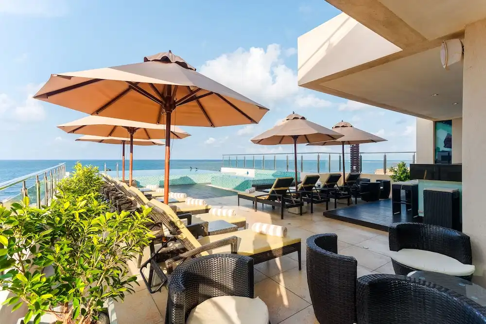 Renuka City Hotel — Restaurant & bars in Colombo, Western Province