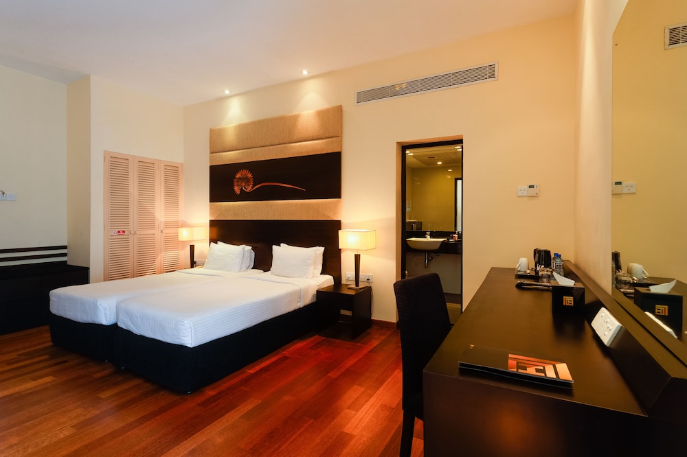 Renuka City Hotel — Hotel rooms in Colombo, Western Province