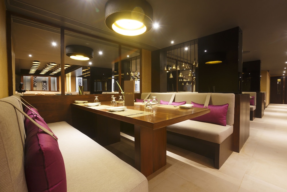 Renuka City Hotel — Hotel rooms in Colombo, Western Province