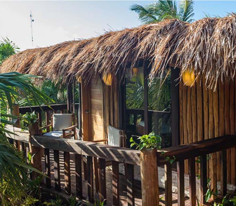 Kanan Tulum Hotel & Spa Adults Only Playground — Hotel building in Tulum, Quintana Roo
