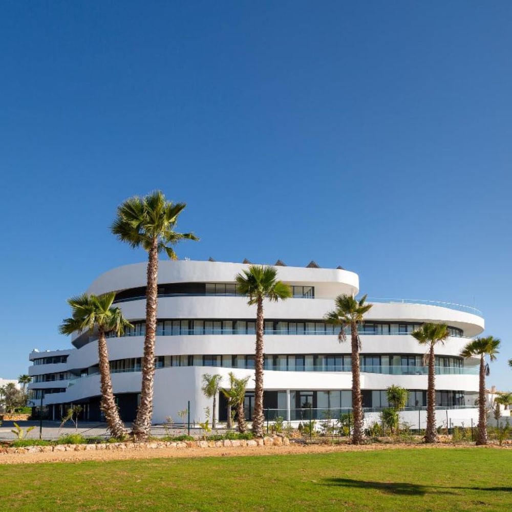 Longevity Health and Wellness Hotel - Adults Only — Outdoor in Alvor, Faro