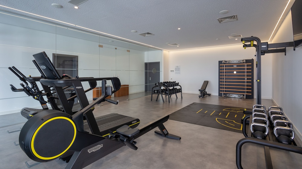 Longevity Health and Wellness Hotel - Adults Only — Facilities in Alvor, Faro
