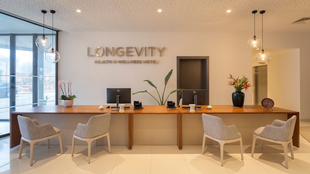 Longevity Health and Wellness Hotel - Adults Only — Shared spaces in Alvor, Faro