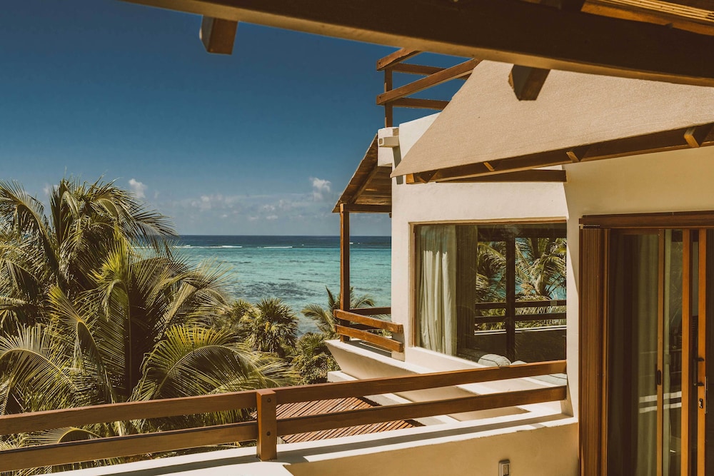 Jashita Hotel — Hotel building in Tulum, Quintana Roo