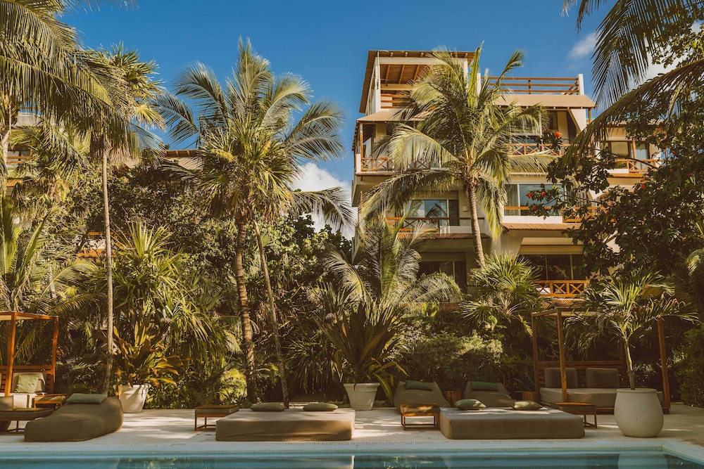 Jashita Hotel — Hotel building in Tulum, Quintana Roo