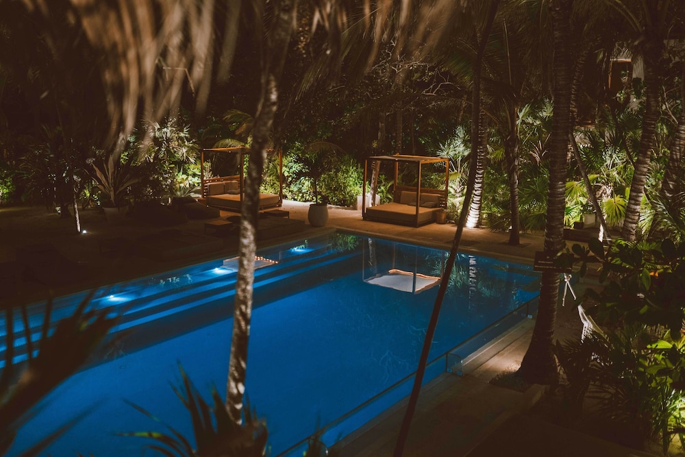 Jashita Hotel — Swimming pool in Tulum, Quintana Roo
