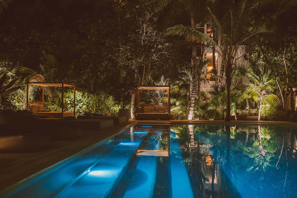 Jashita Hotel — Swimming pool in Tulum, Quintana Roo