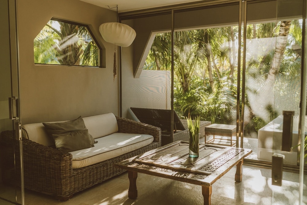 Jashita Hotel — Hotel rooms in Tulum, Quintana Roo