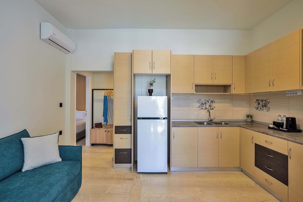 Eloque Simple living space — Hotel rooms in Chania