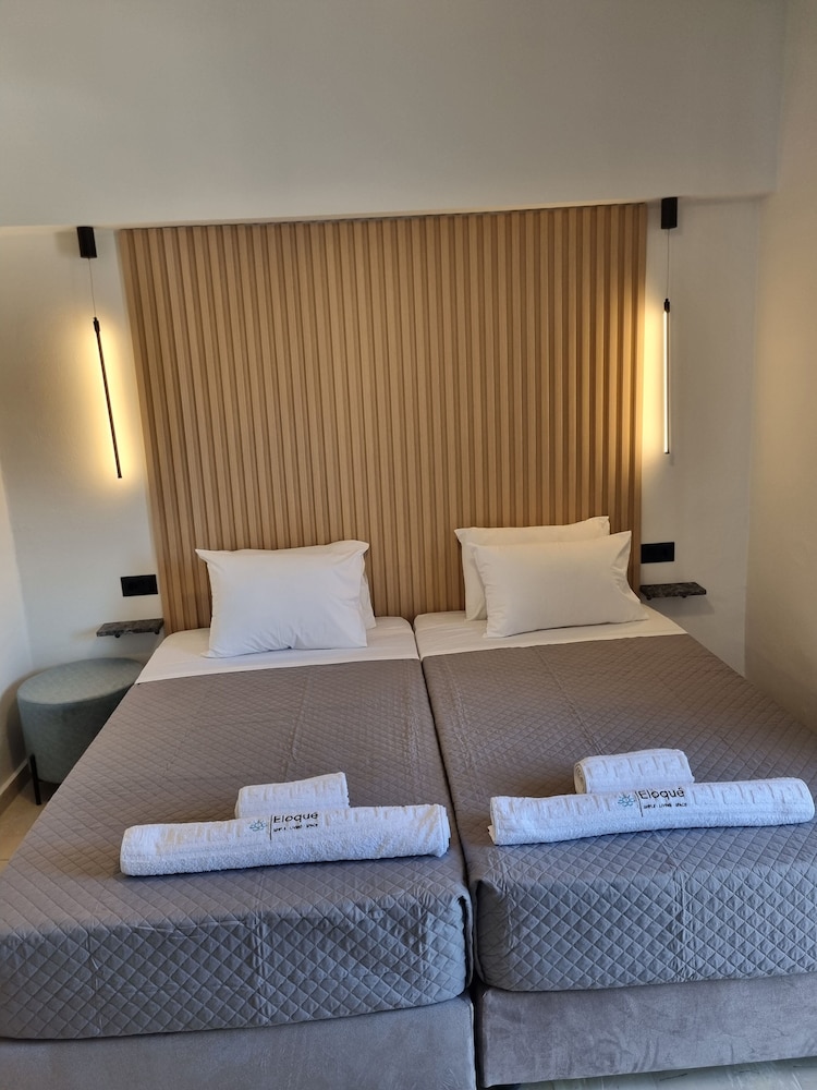 Eloque Simple living space — Hotel rooms in Chania