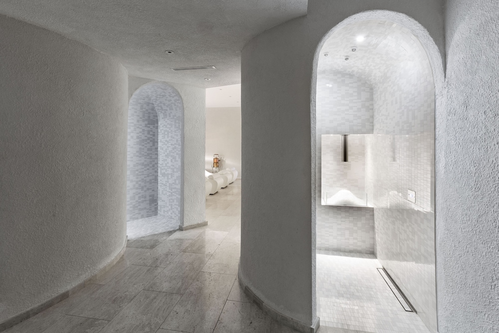 Grand Hotel Cannigione — Spa in Arzachena, Sardinia