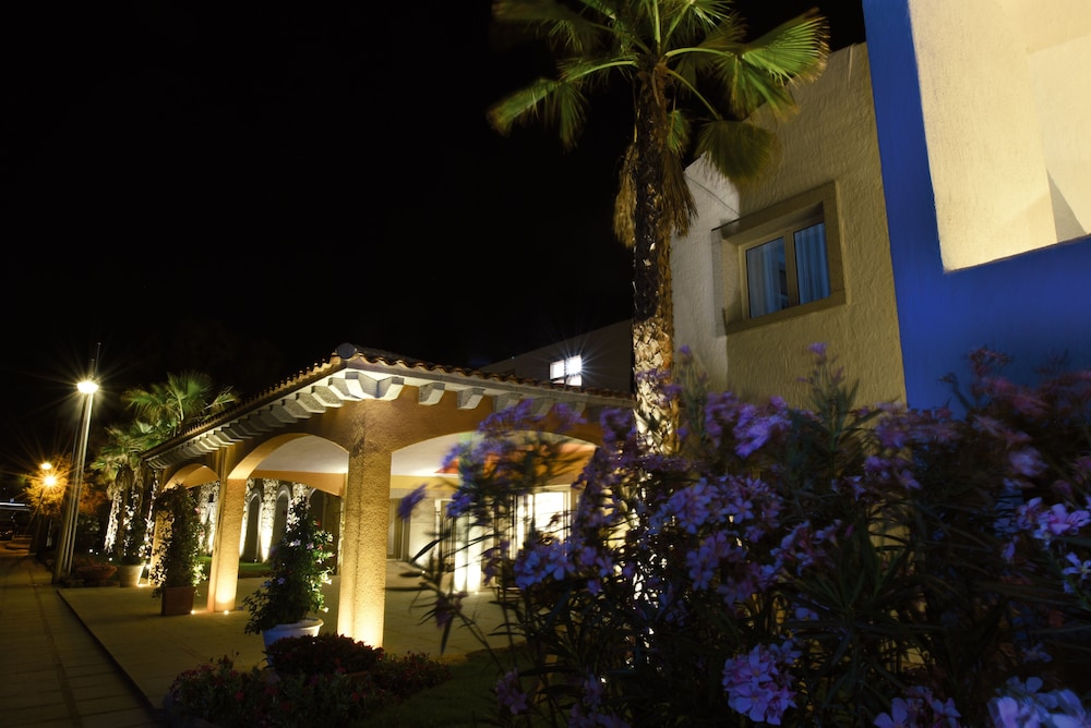 Grand Hotel Cannigione — Hotel building in Arzachena, Sardinia
