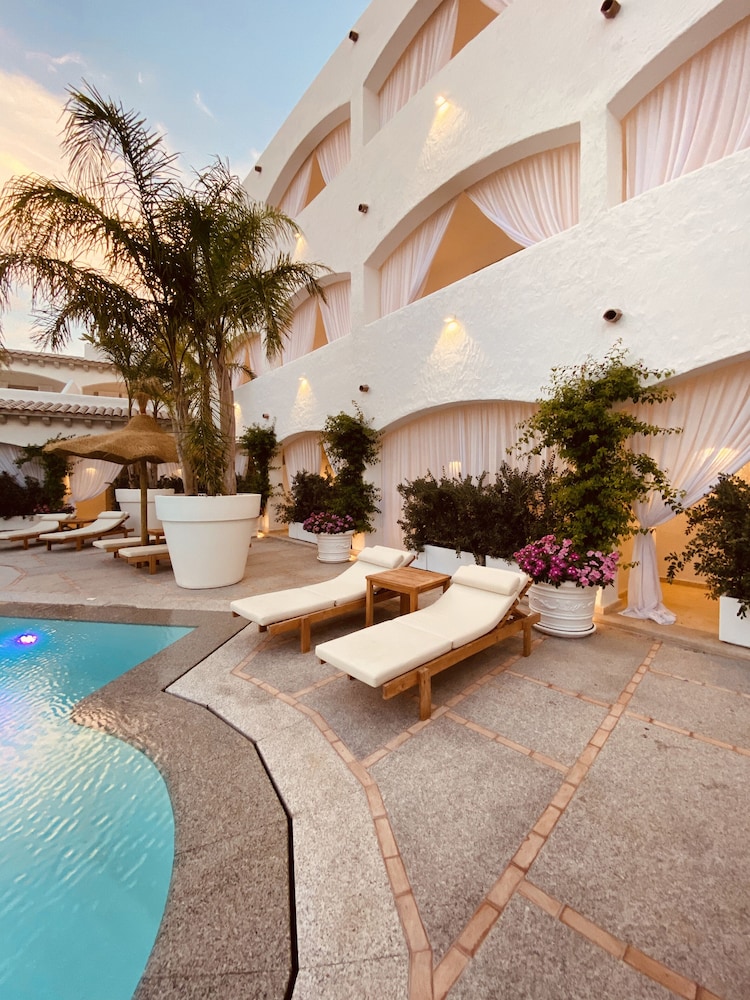 Grand Hotel Cannigione — Swimming pool in Arzachena, Sardinia