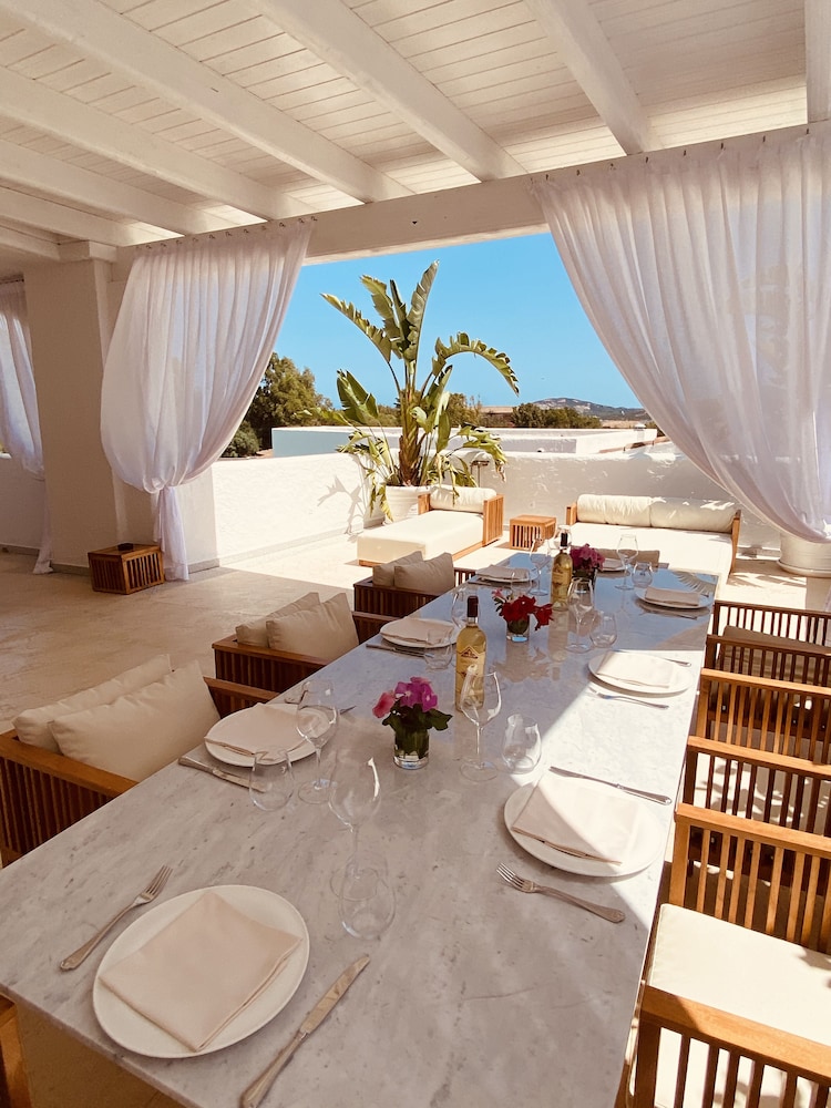 Grand Hotel Cannigione — Restaurant & bars in Arzachena, Sardinia