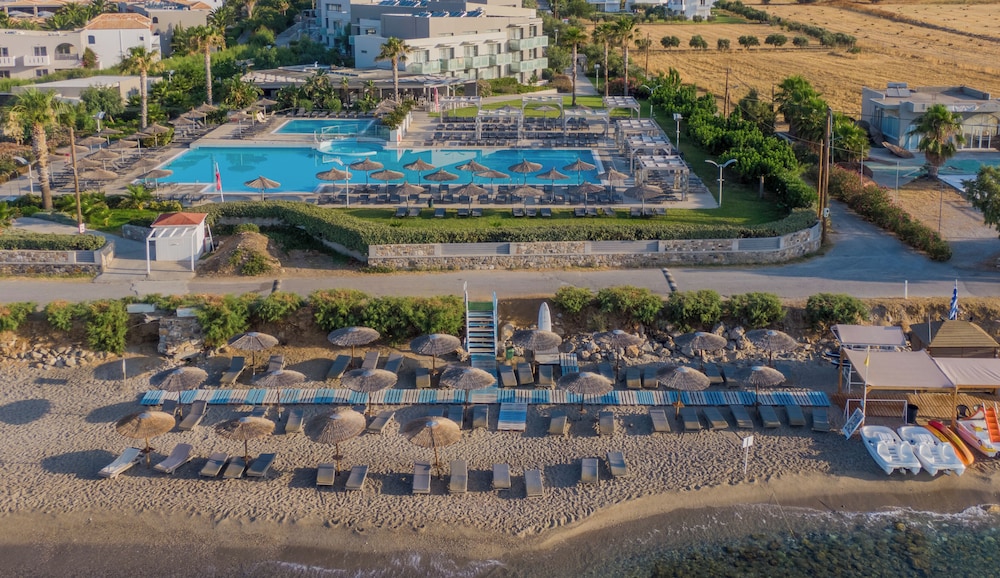 Akti Palace Hotel - All inclusive — Beach in Kardamena, South Aegean