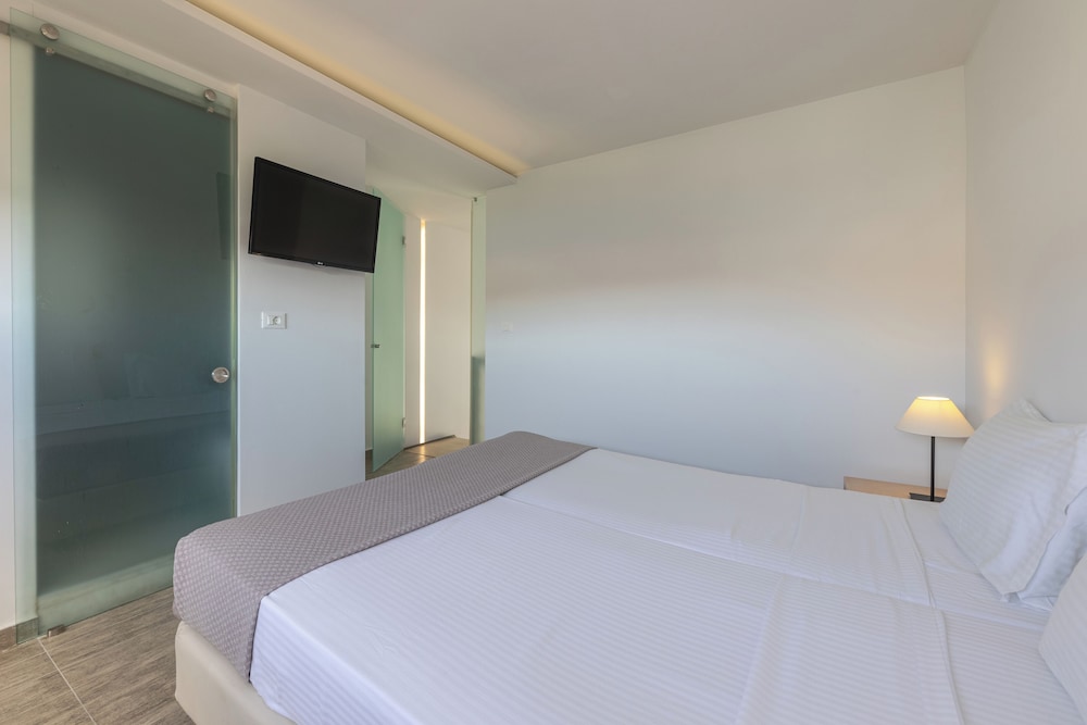 Akti Palace Hotel - All inclusive — Hotel rooms in Kardamena, South Aegean