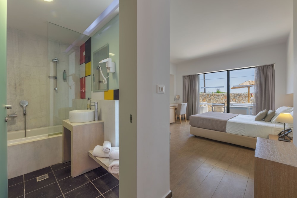 Akti Palace Hotel - All inclusive — Hotel rooms in Kardamena, South Aegean