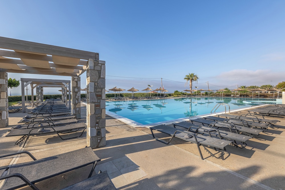 Akti Palace Hotel - All inclusive — Swimming pool in Kardamena, South Aegean