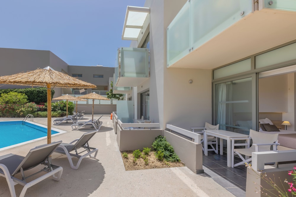Akti Palace Hotel - All inclusive — Hotel building in Kardamena, South Aegean