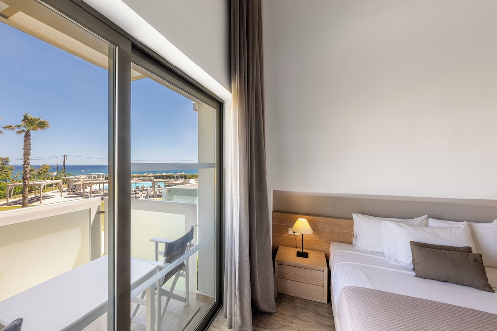 Akti Palace Hotel - All inclusive — Hotel rooms in Kardamena, South Aegean