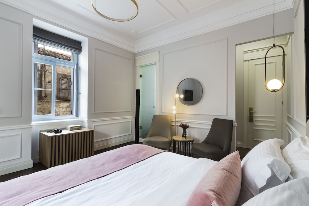 A77 Suites, Small Luxury hotels of the World — Hotel rooms in Athens, Attica
