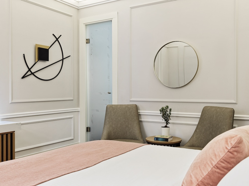 A77 Suites, Small Luxury hotels of the World — Hotel rooms in Athens, Attica