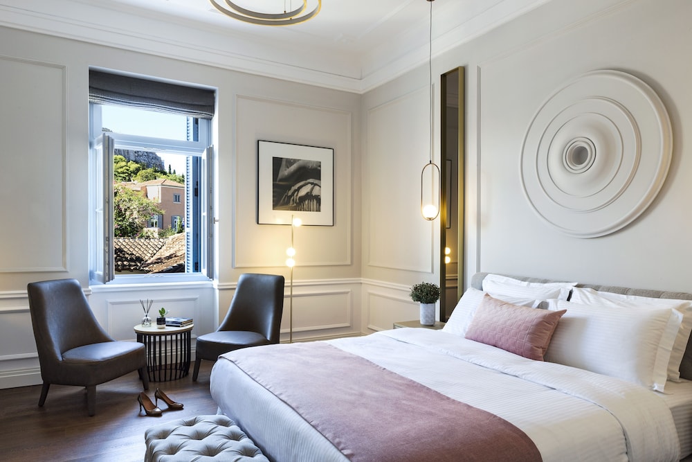 A77 Suites, Small Luxury hotels of the World — Hotel rooms in Athens, Attica