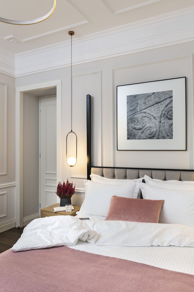 A77 Suites, Small Luxury hotels of the World — Hotel rooms in Athens, Attica