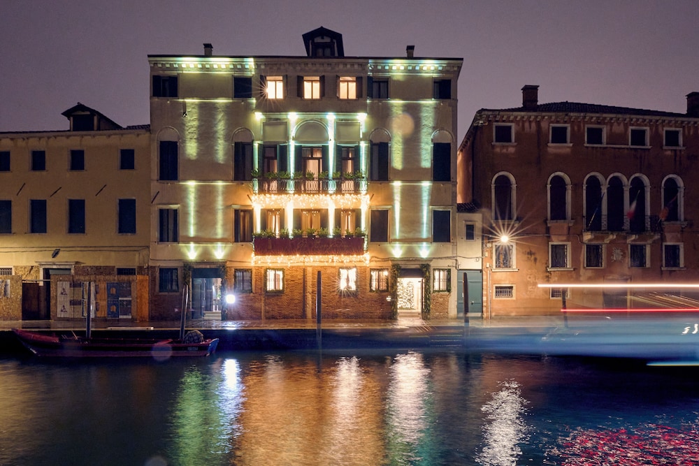 Cà Bonfadini Historic Experience — Hotel building in Venice, Veneto