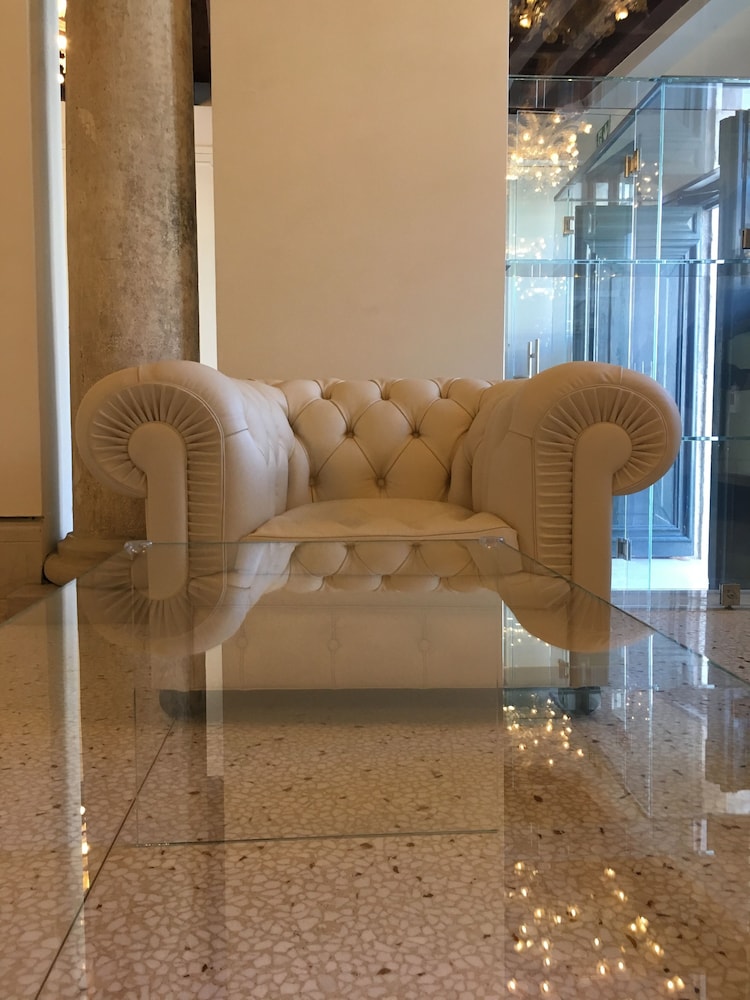 Cà Bonfadini Historic Experience — Hotel building in Venice, Veneto