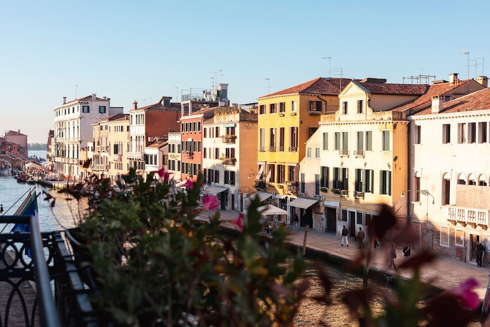 Cà Bonfadini Historic Experience — Attractions in the area in Venice, Veneto