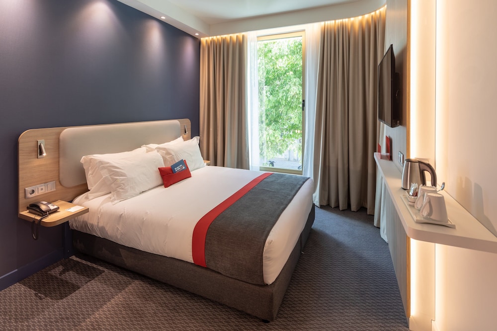 Holiday Inn Express Lisbon - Plaza Saldanha by IHG — Hotel rooms in Lisbon, Lisboa