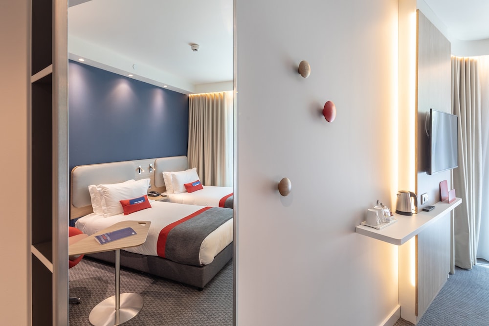 Holiday Inn Express Lisbon - Plaza Saldanha by IHG — Hotel rooms in Lisbon, Lisboa