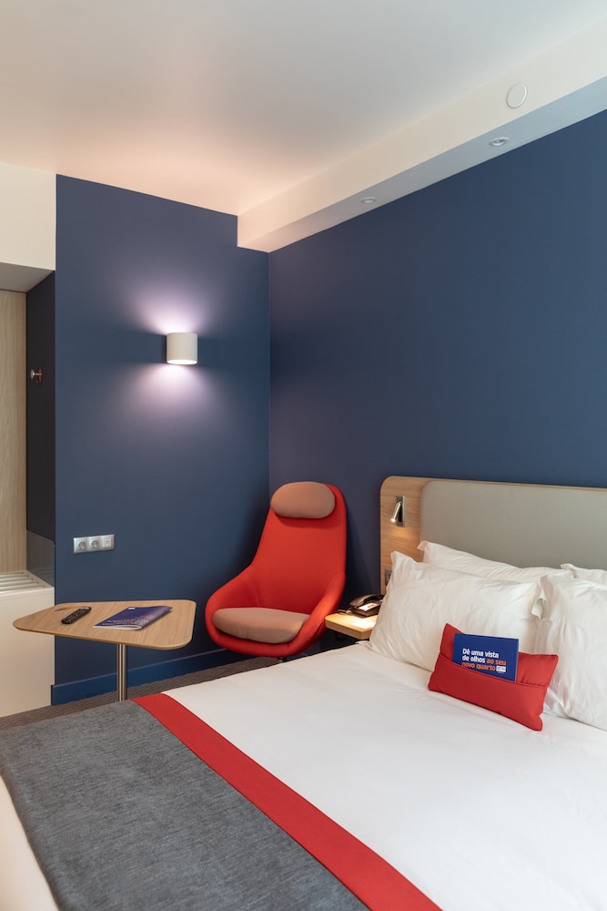 Holiday Inn Express Lisbon - Plaza Saldanha by IHG — Hotel rooms in Lisbon, Lisboa