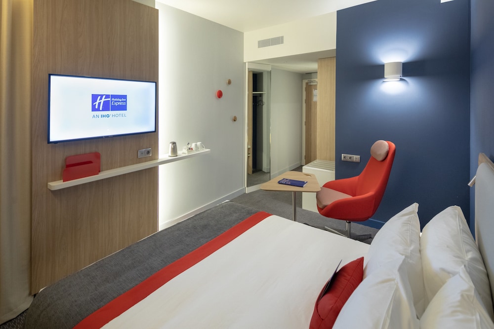 Holiday Inn Express Lisbon - Plaza Saldanha by IHG — Hotel rooms in Lisbon, Lisboa