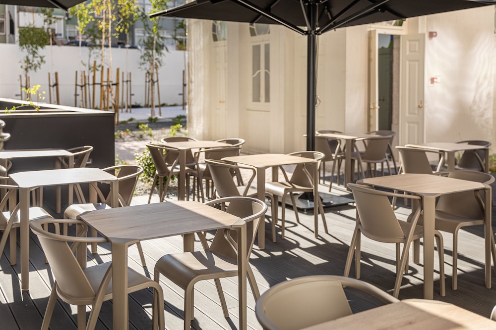 Holiday Inn Express Lisbon - Plaza Saldanha by IHG — Restaurant & bars in Lisbon, Lisboa