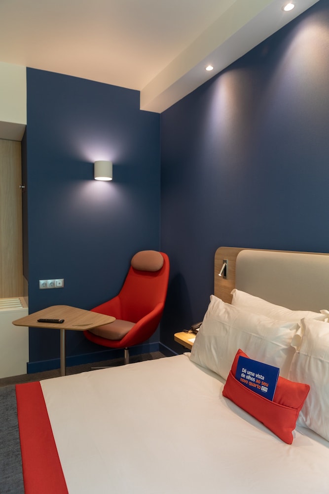Holiday Inn Express Lisbon - Plaza Saldanha by IHG — Hotel rooms in Lisbon, Lisboa