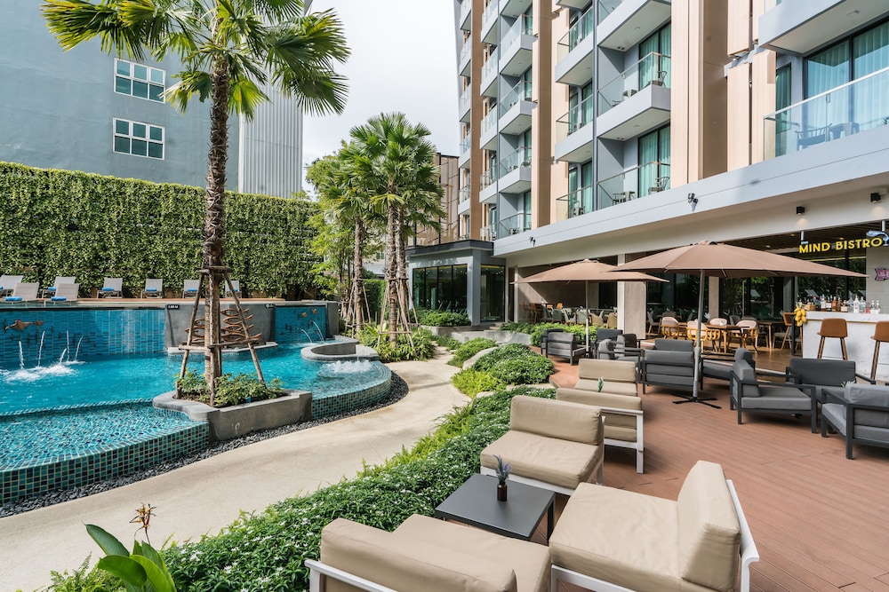 Hotel Amber Pattaya — Swimming pool in Pattaya, Chonburi