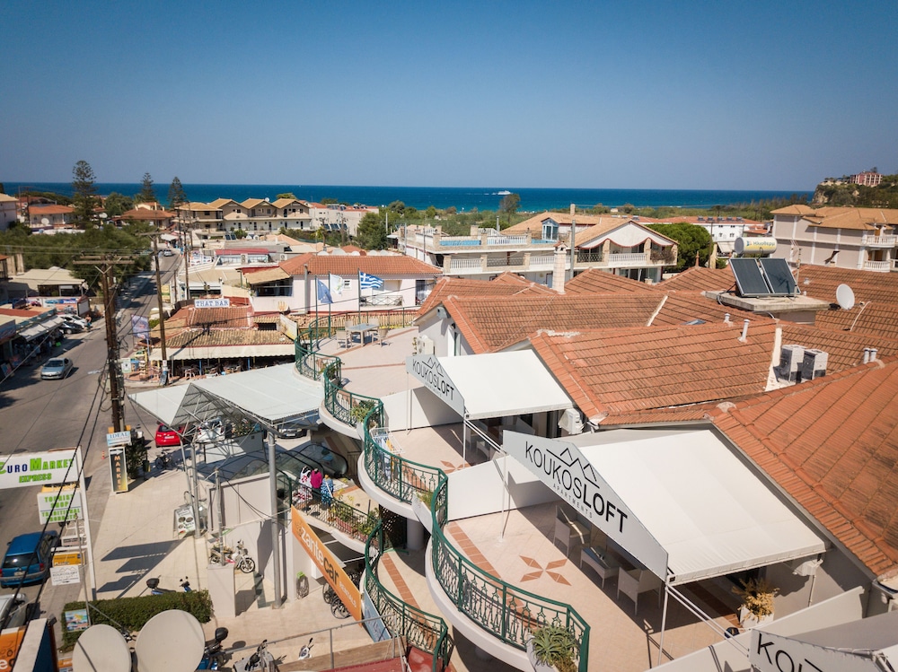 Koukos Loft Apartments — Hotel building in Tsilivi, Ionian Islands