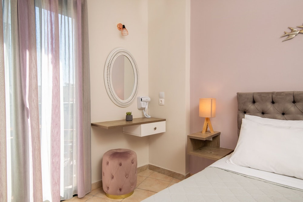 Koukos Loft Apartments — Hotel rooms in Tsilivi, Ionian Islands