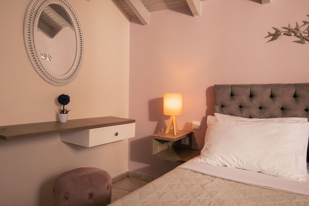 Koukos Loft Apartments — Hotel rooms in Tsilivi, Ionian Islands