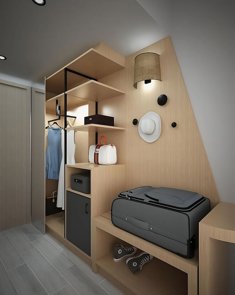 Eleals Boutique Hotel — Hotel rooms in Perama (Corfu), Ionian Islands