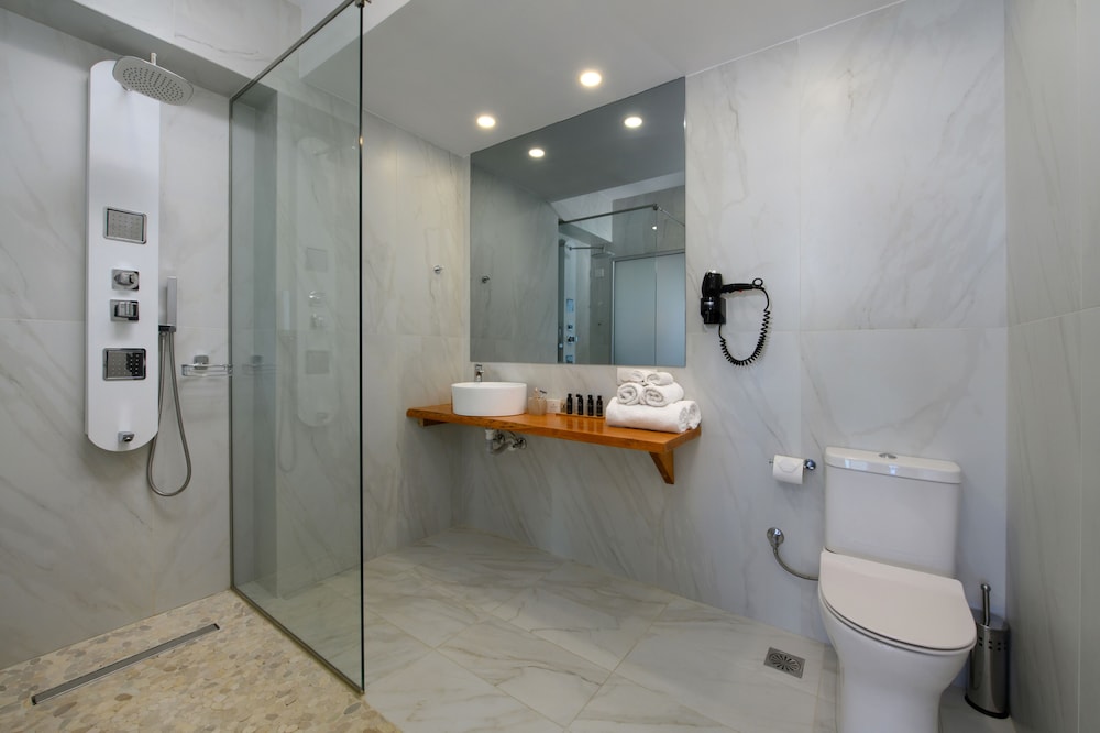 Eleals Boutique Hotel — Hotel rooms in Perama (Corfu), Ionian Islands
