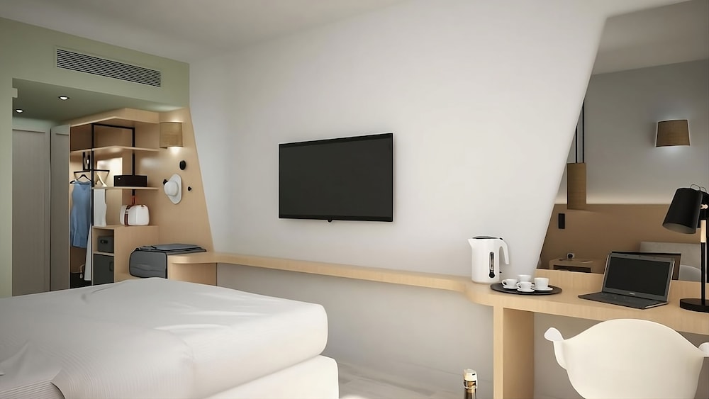 Eleals Boutique Hotel — Hotel rooms in Perama (Corfu), Ionian Islands