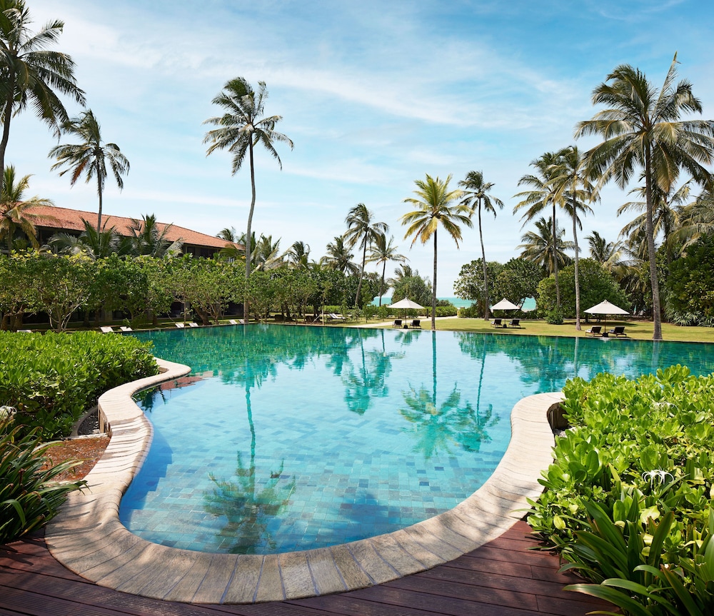Cinnamon Bentota Beach - Signature Selection — Swimming pool in Bentota