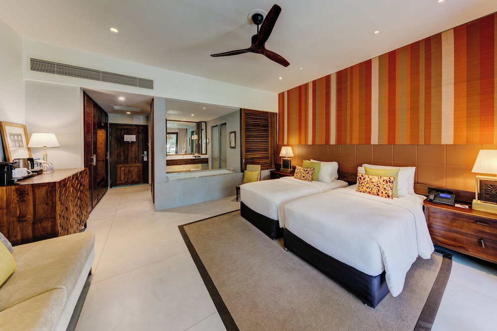 Cinnamon Bentota Beach - Signature Selection — Hotel rooms in Bentota