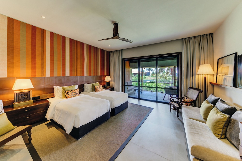 Cinnamon Bentota Beach - Signature Selection — Hotel rooms in Bentota